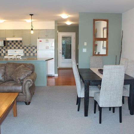 Siennas Harbour House Apartman Tofino Kültér fotó